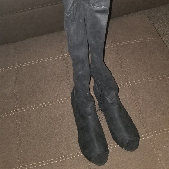 Black peep toe over the knee boots - Picture 1 of 4